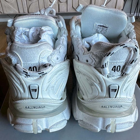Balenciaga Runners - Picture 5 of 13